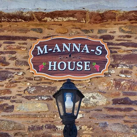 Mannashouse Holiday home